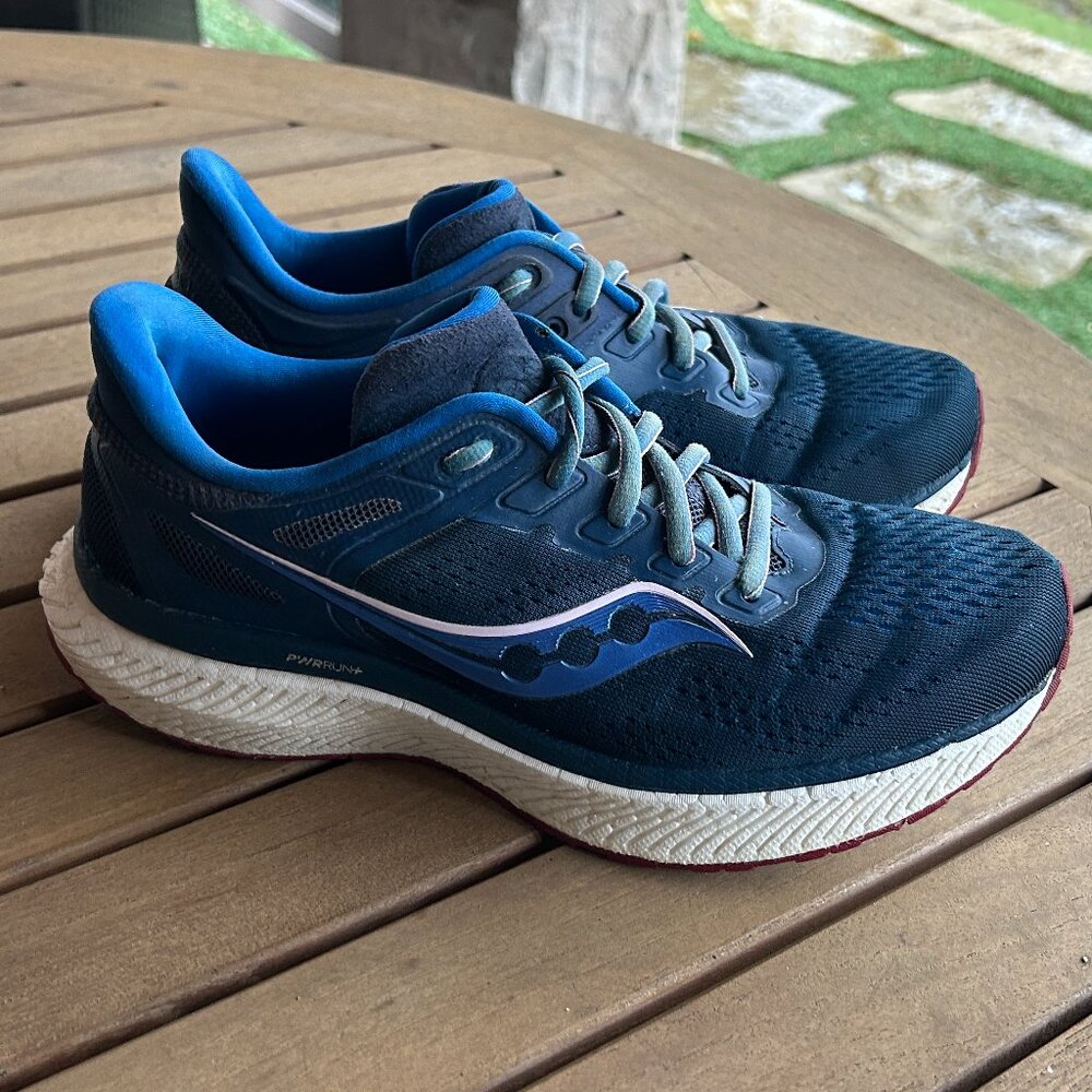 Saucony Hurricane 23 Running Shoes – Women’s Size 7